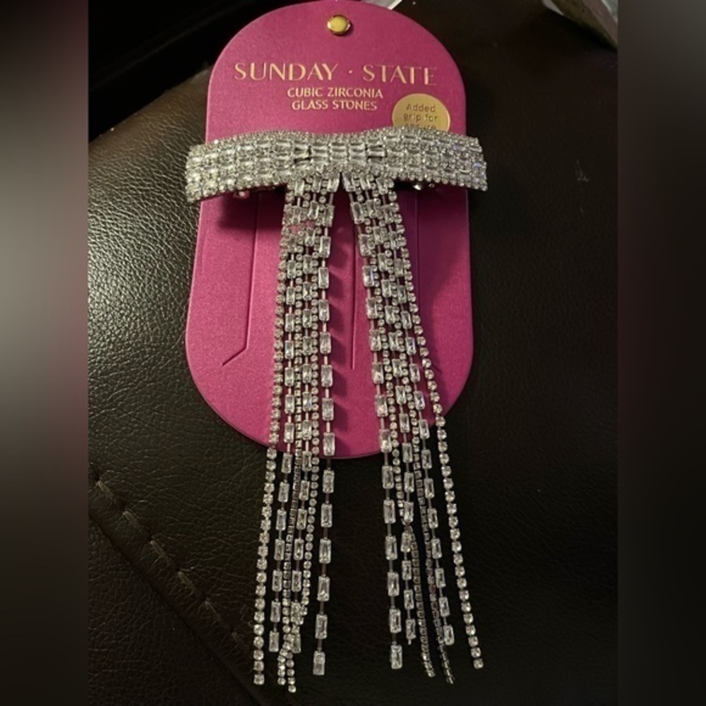 Hair bow cubic zirconia classic stones